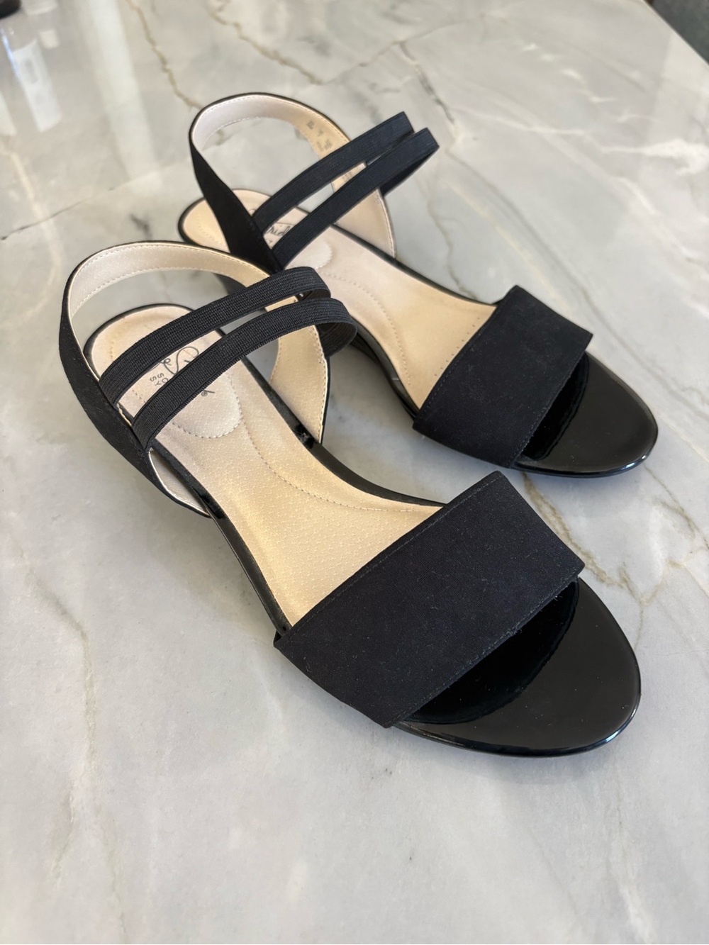 Life Stride Black Double-Strap Low Heel Sandals